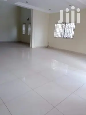 Nice 4 Bedrooms Story Building For Sale Around Trasacco
