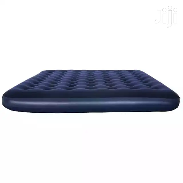 King Size Inflatable Bed + Free Pump
