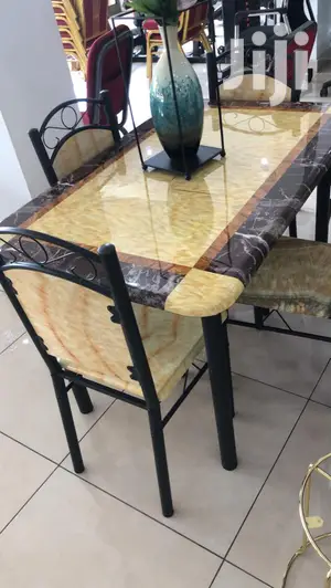Classic Dinning Set