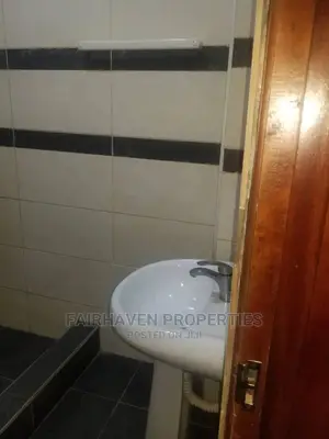 Furnished 1bdrm Block of Flats in La Wireless for Rent