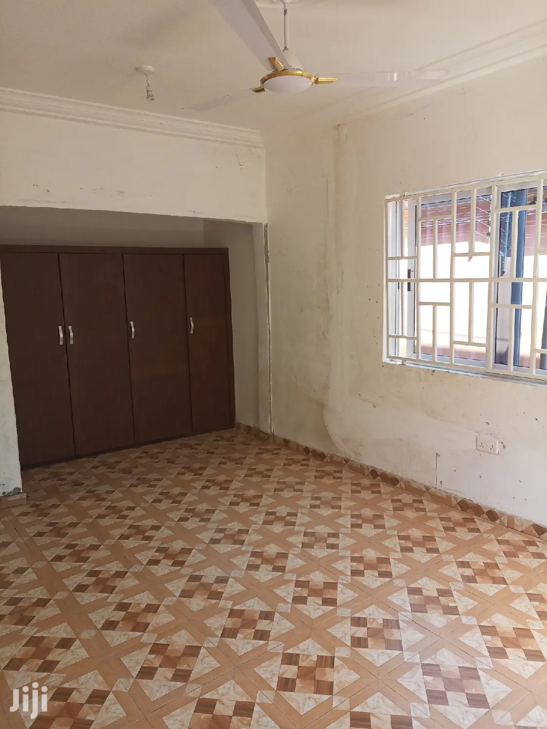 4bdrm House in Dr Roko, Achimota for sale