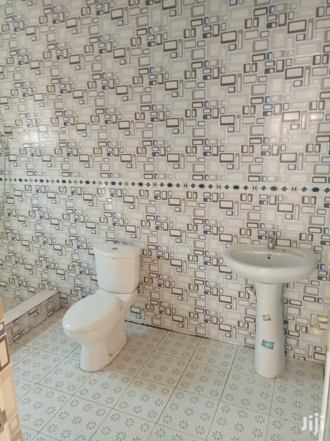 4bdrm House in Dr Roko, Achimota for sale