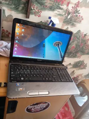 Laptop Toshiba A50 4GB Intel Core 2 Duo HDD 250GB