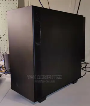New Asus ROG STRIX GD30CI 16GB AMD Ryzen SSHD (Hybrid) 2T