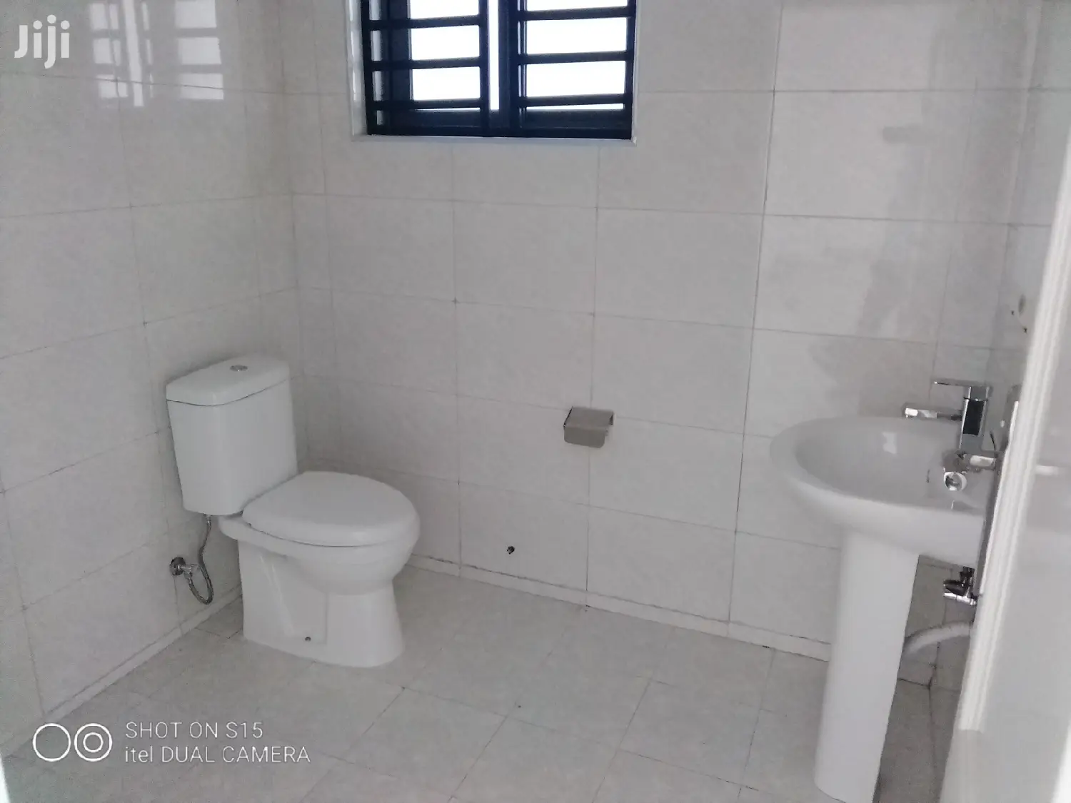 Newly Built 2 Bedroom Apt At Teshie Bushroad