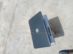 Laptop HP 255 4GB Intel Celeron HDD 350GB