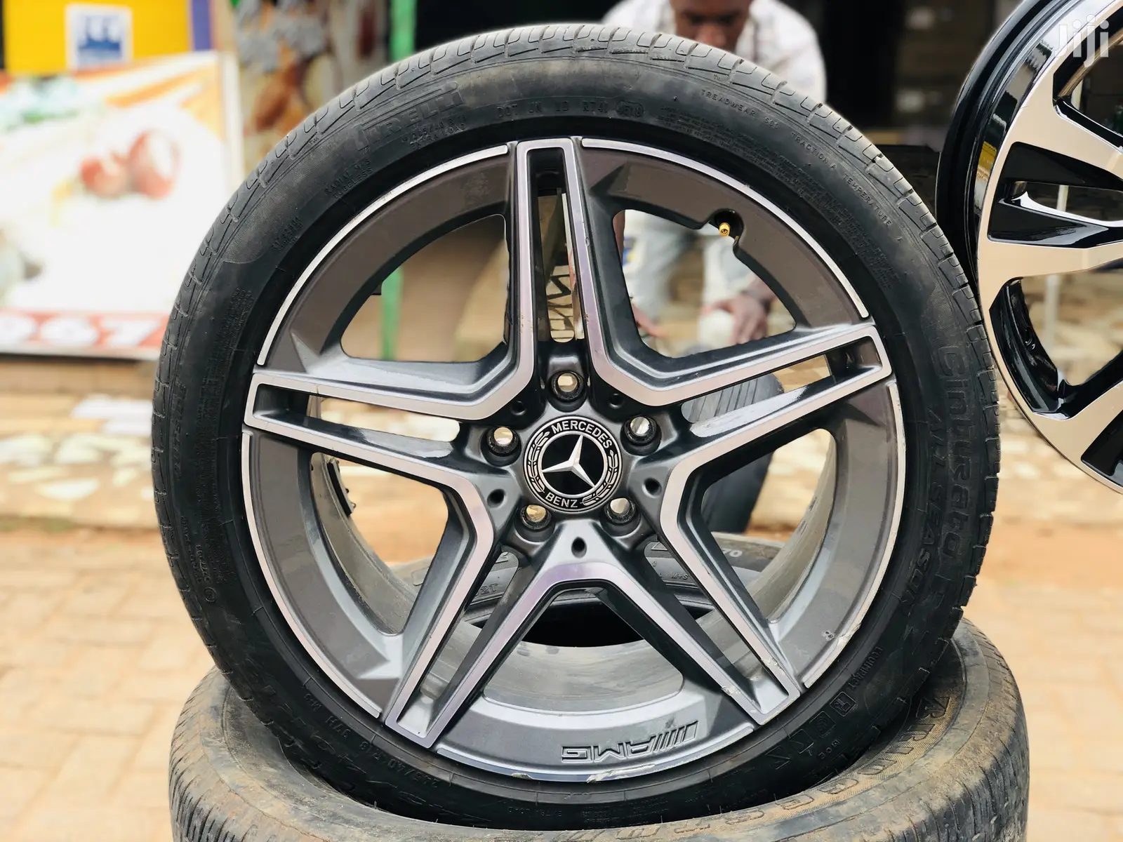 Mercedes Benz Rim 18 Inches”