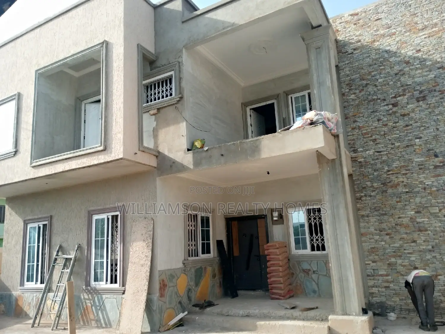 4bdrm Duplex in Tempo Estate Area, Spintex for rent