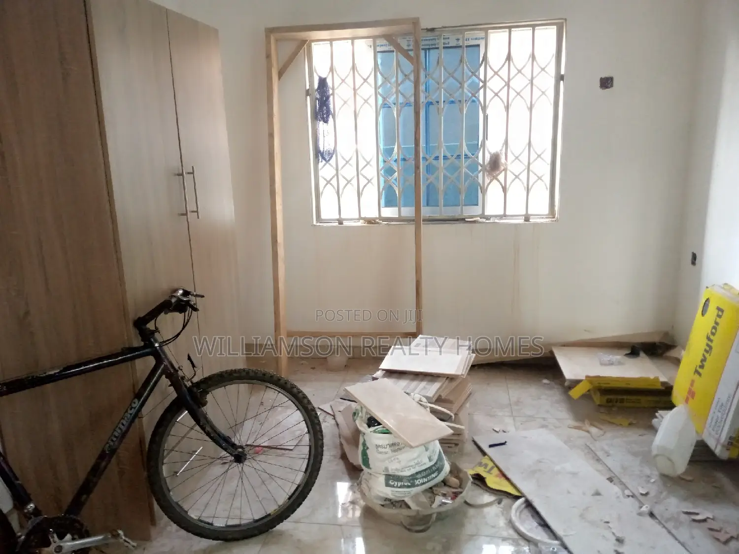 4bdrm Duplex in Tempo Estate Area, Spintex for rent