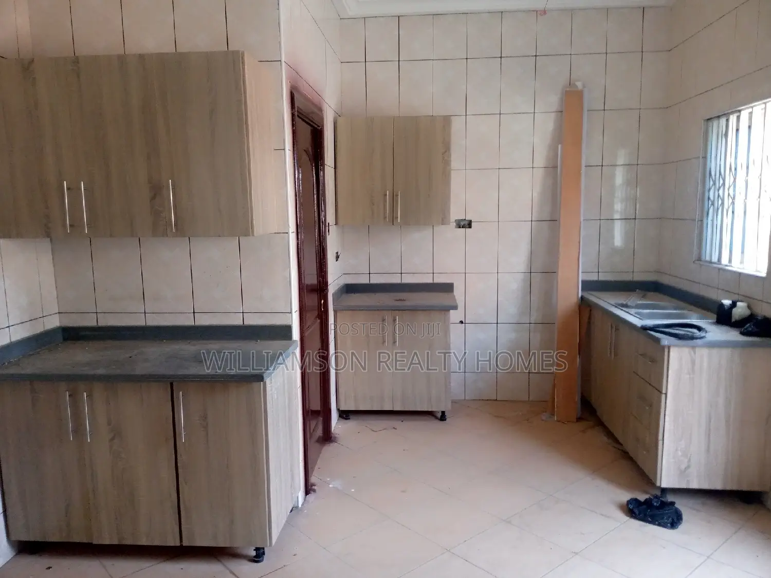 4bdrm Duplex in Tempo Estate Area, Spintex for rent