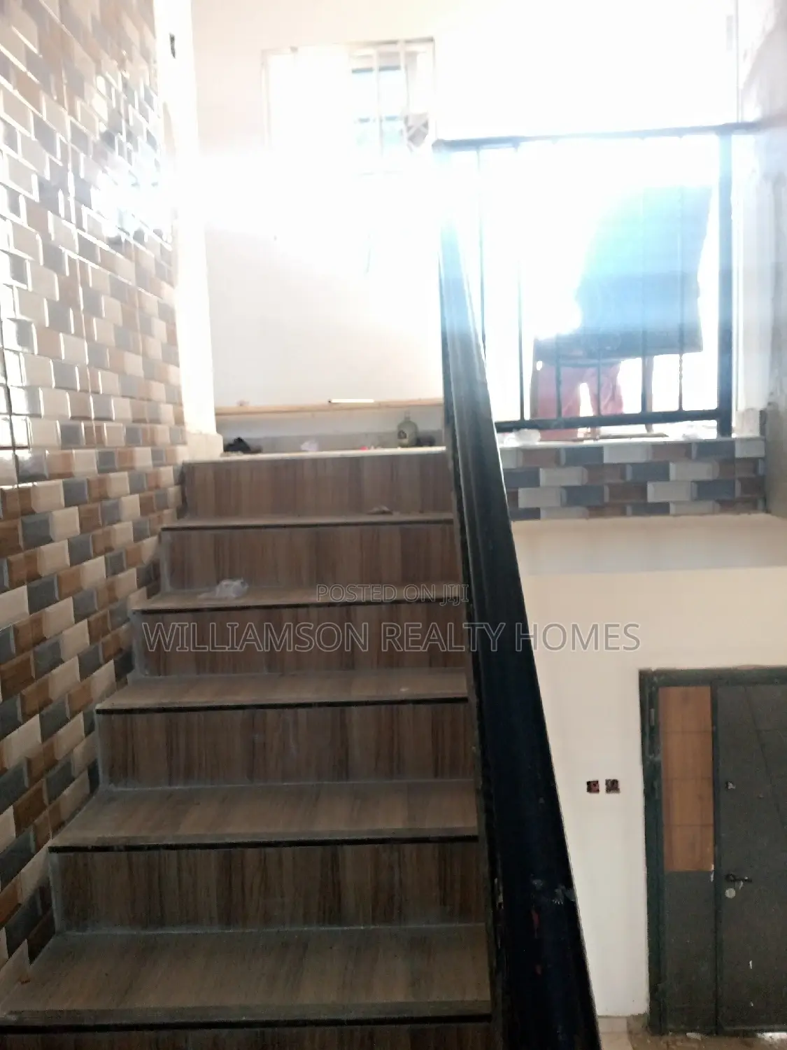 4bdrm Duplex in Tempo Estate Area, Spintex for rent