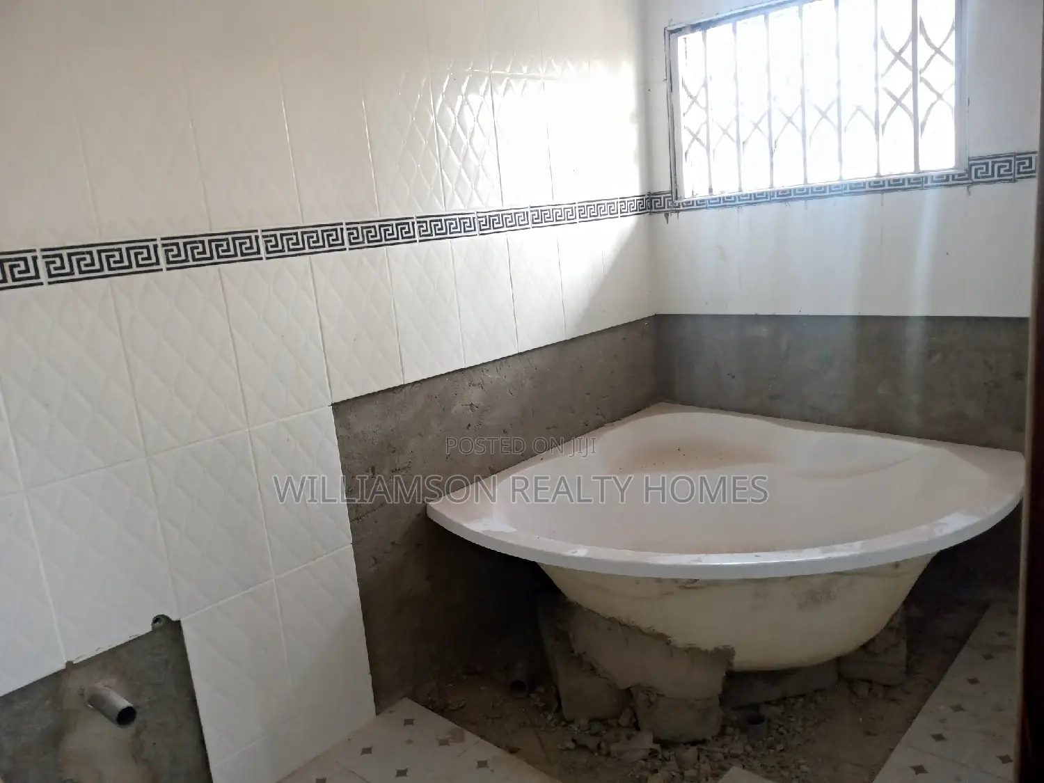 4bdrm Duplex in Tempo Estate Area, Spintex for rent