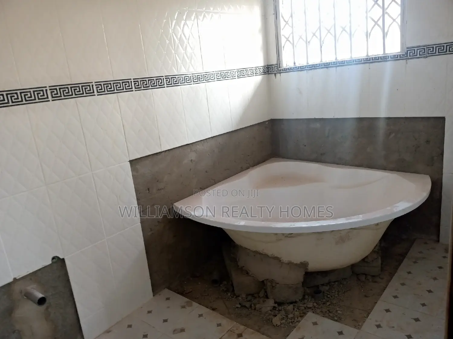 4bdrm Duplex in Tempo Estate Area, Spintex for rent