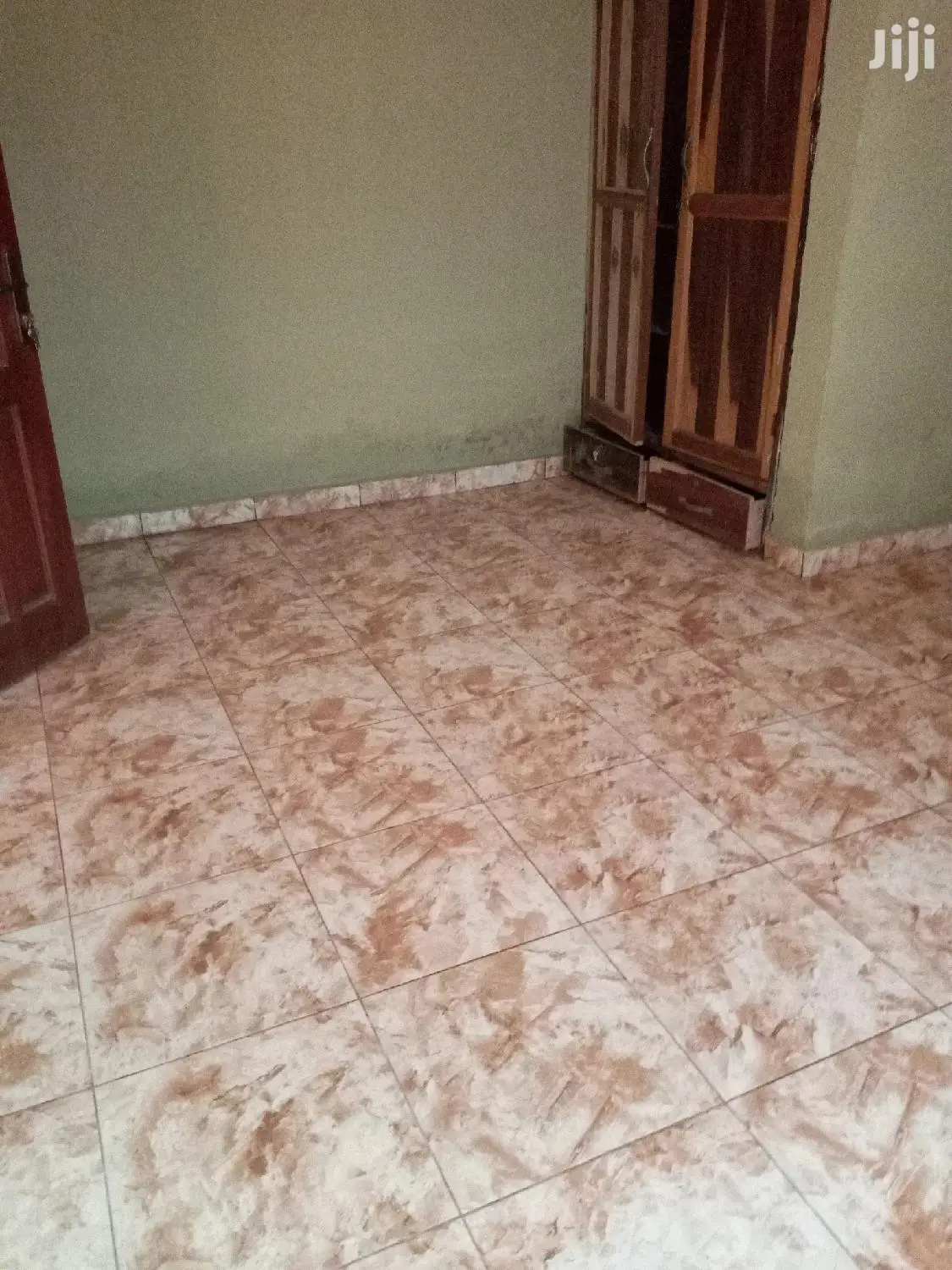 1yr Exe Single Room S/C Apartment
