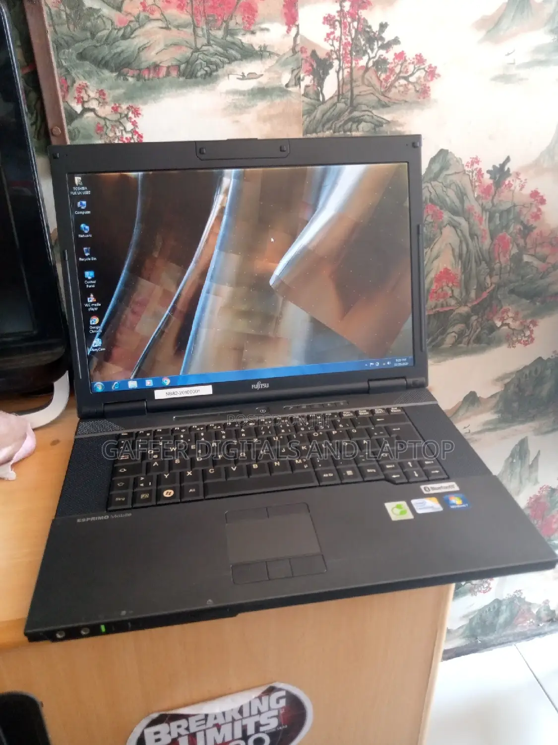New Laptop Fujitsu Amilo Pa3553 4GB Intel Core 2 Duo HDD 320GB