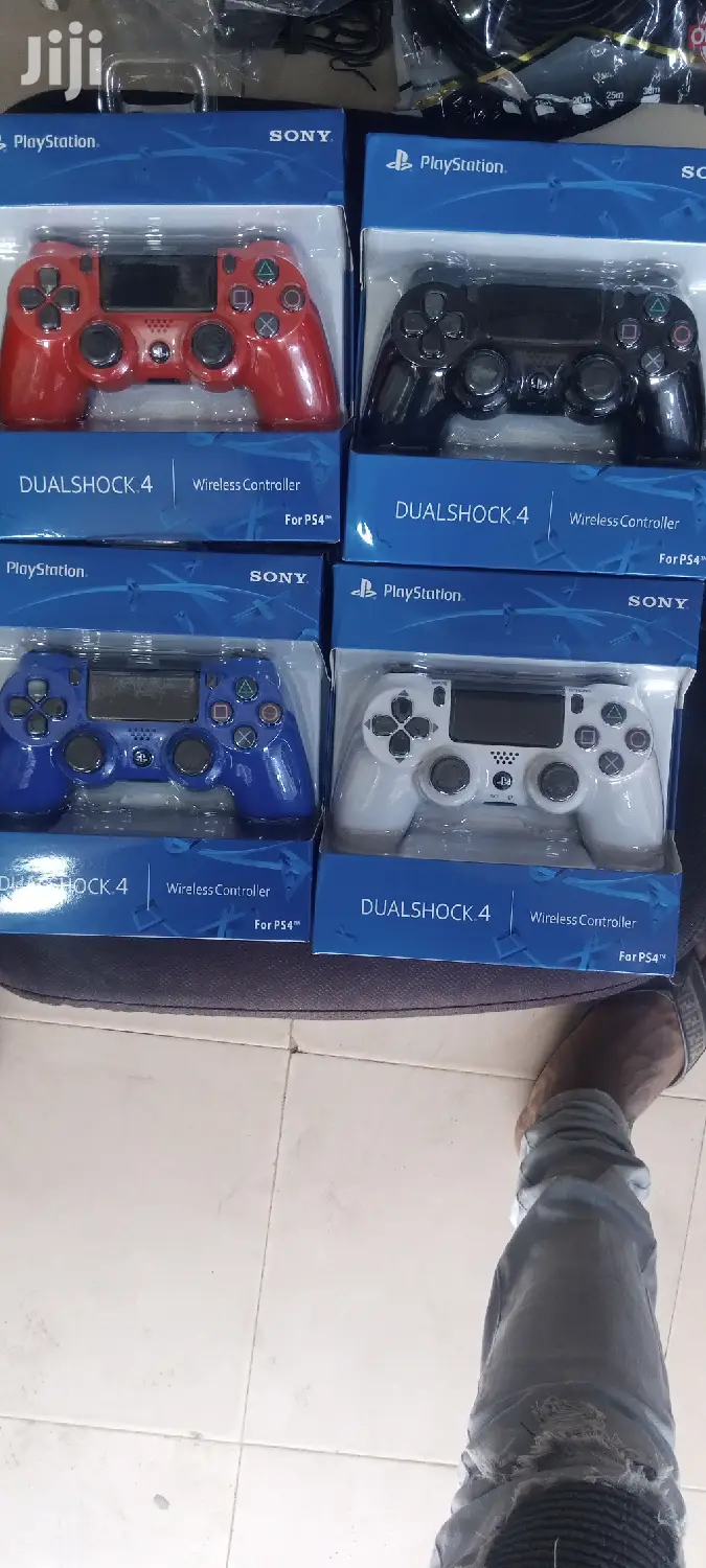Dual Shock 4 Game Pad (Ps4)