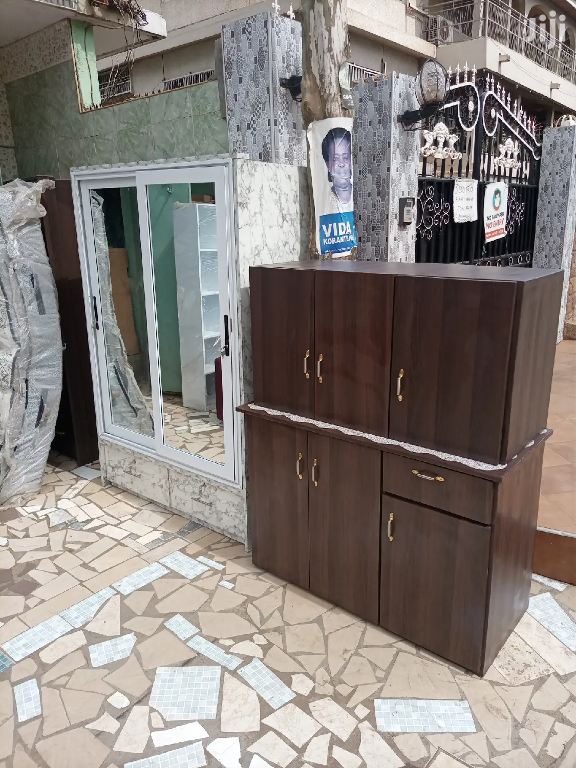 New Top/Down Kitchen Cabinet . Free Delivery
