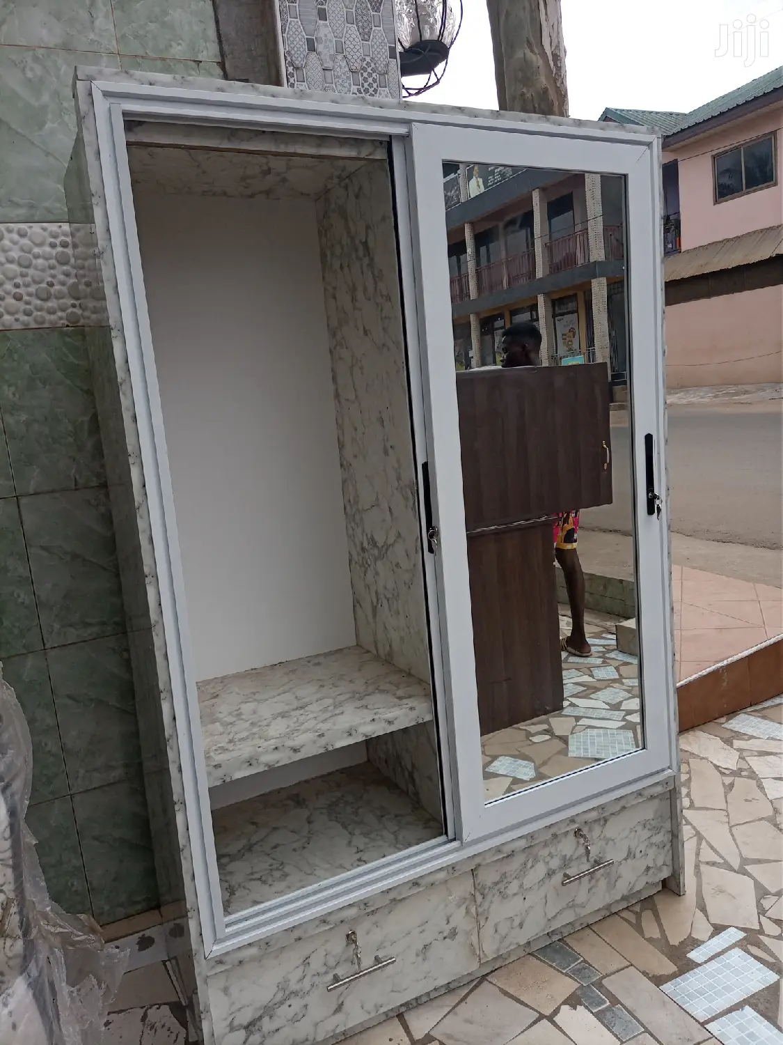 Modenised Wardrobe Sliding Doors