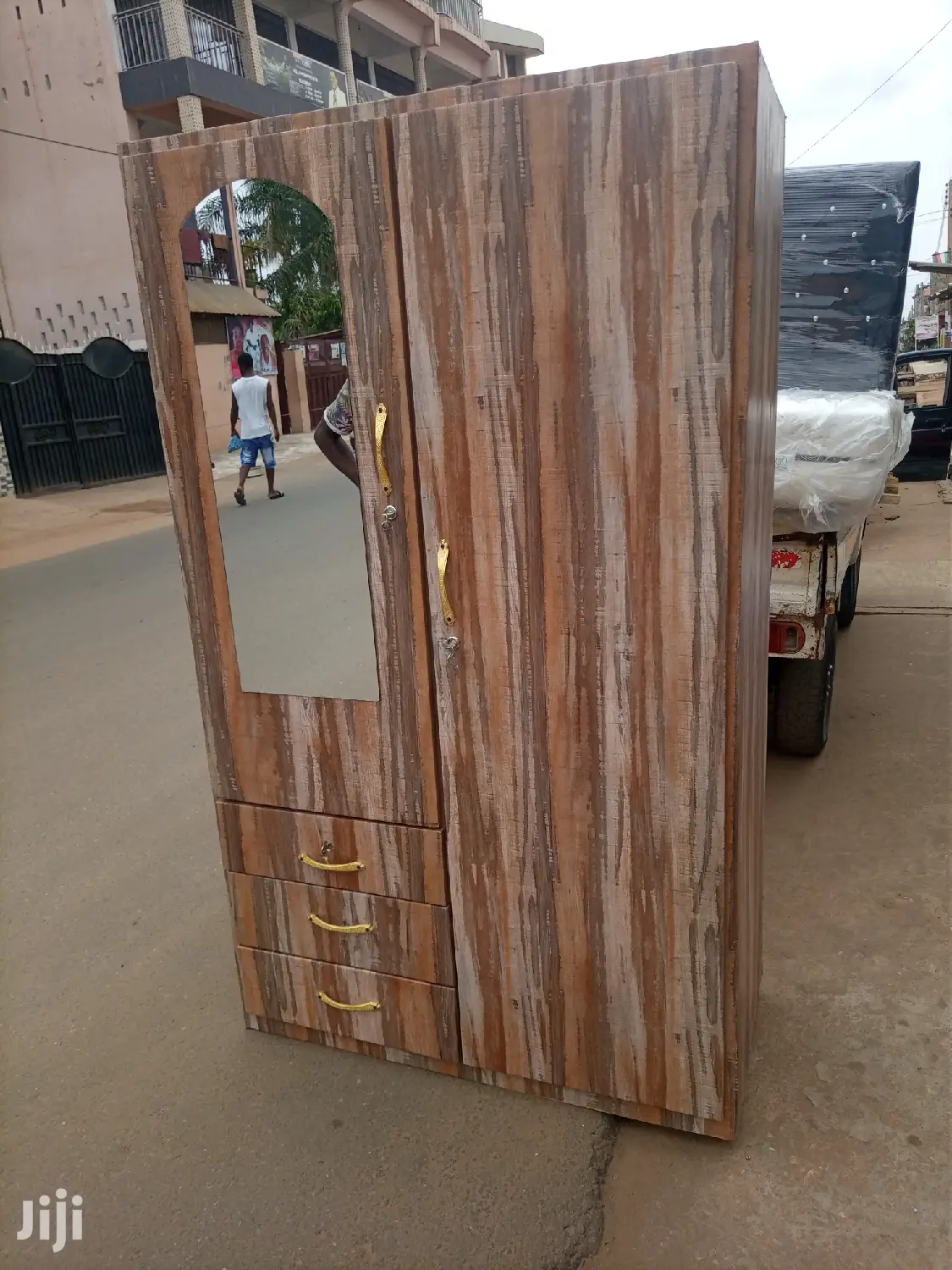 New Double Door Wardrobe . Free Delivery