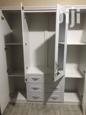 Wardrobe 4 in 1