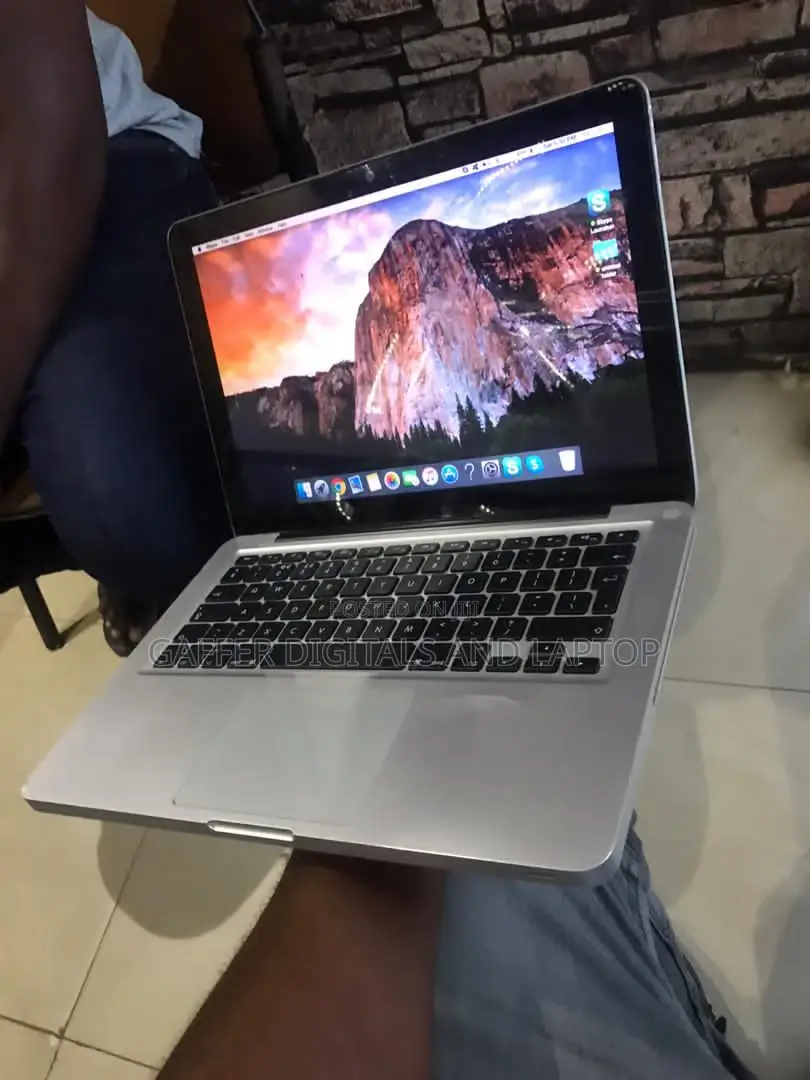 Laptop Apple MacBook 2008 4GB Intel Core 2 Duo HDD 256GB