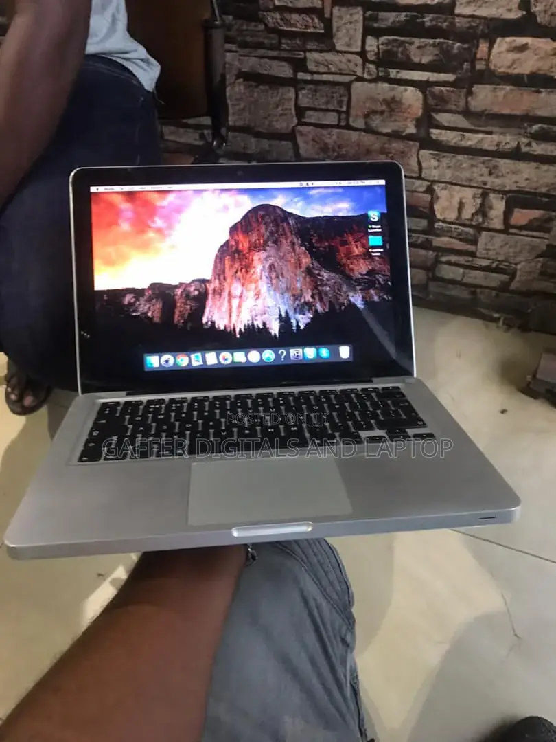 Laptop Apple MacBook 2008 4GB Intel Core 2 Duo HDD 256GB