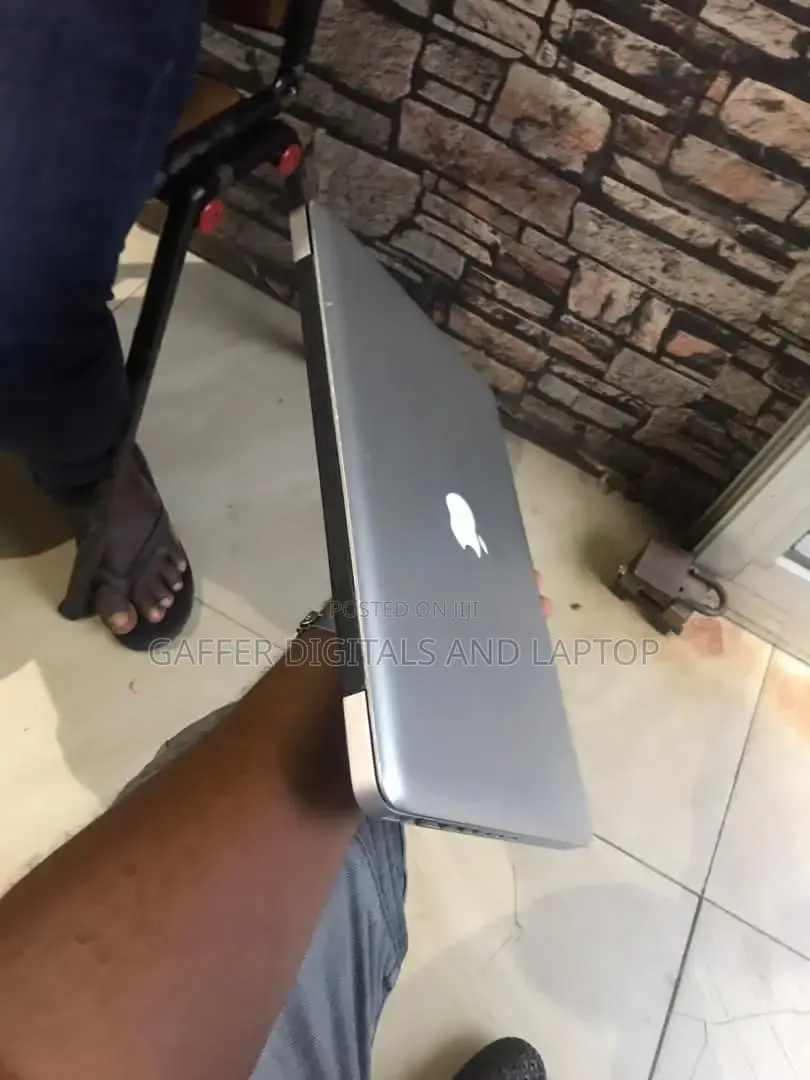 Laptop Apple MacBook 2008 4GB Intel Core 2 Duo HDD 256GB
