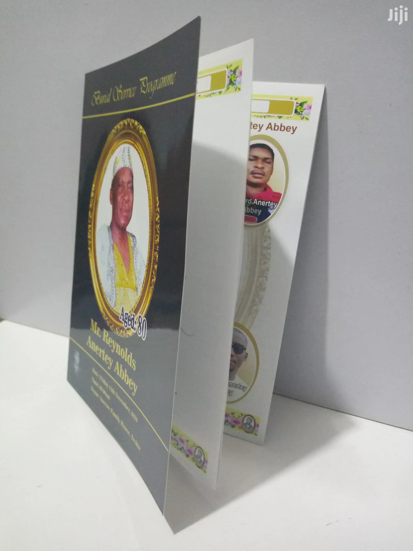 Brochure Printing Services