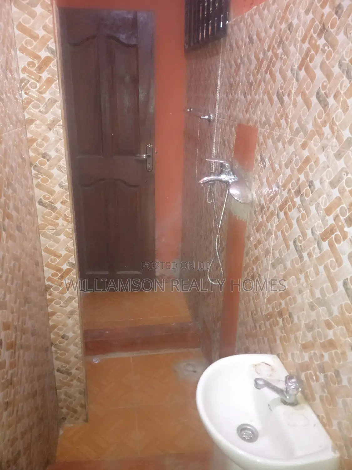 1bdrm Apartment in Coastal Estate, Spintex for rent