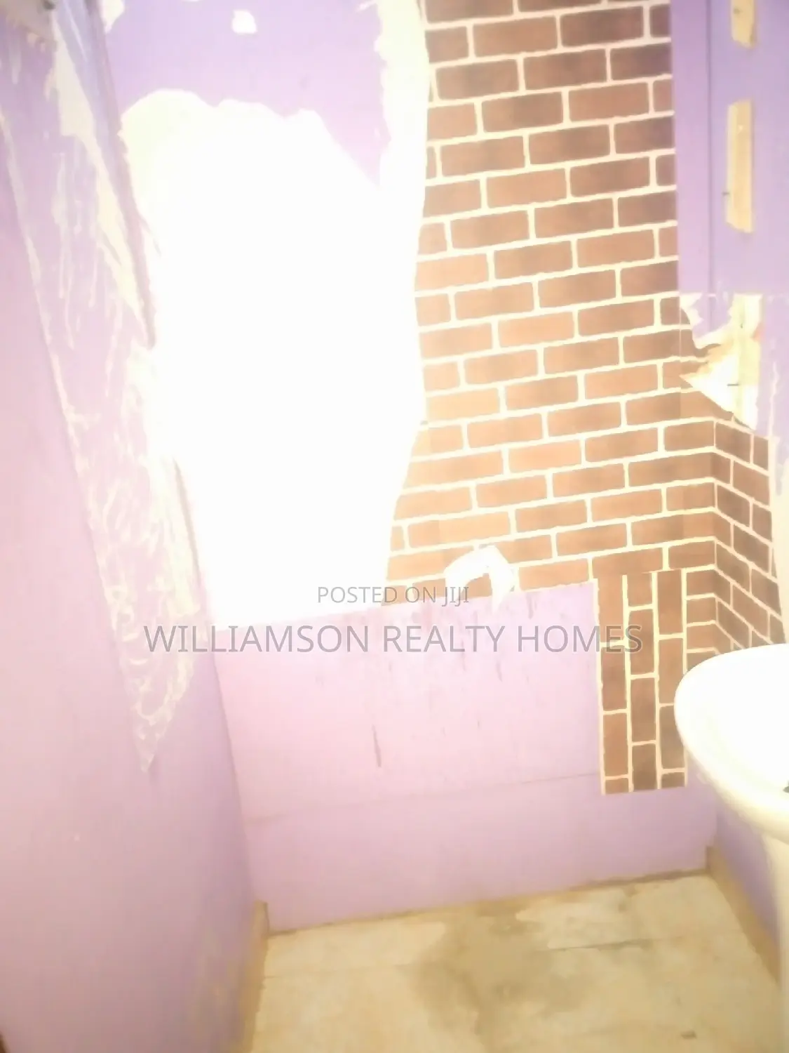 1bdrm Apartment in Coastal Estate, Spintex for rent