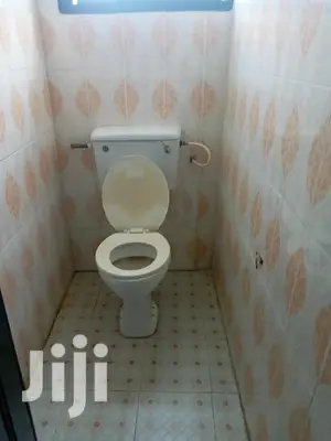 Extreme Chamber and Hall S/C Dansoman