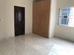 Executive 3 Bedrooms House for Rent