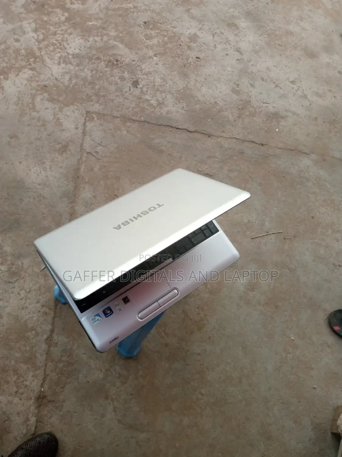 New Laptop Toshiba Satellite C665 4GB Intel Core 2 Duo HDD 320GB