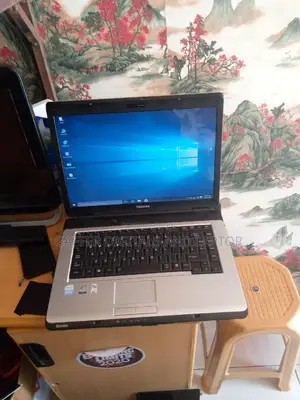 New Laptop Toshiba A50 4GB Intel Core 2 Duo HDD 250GB