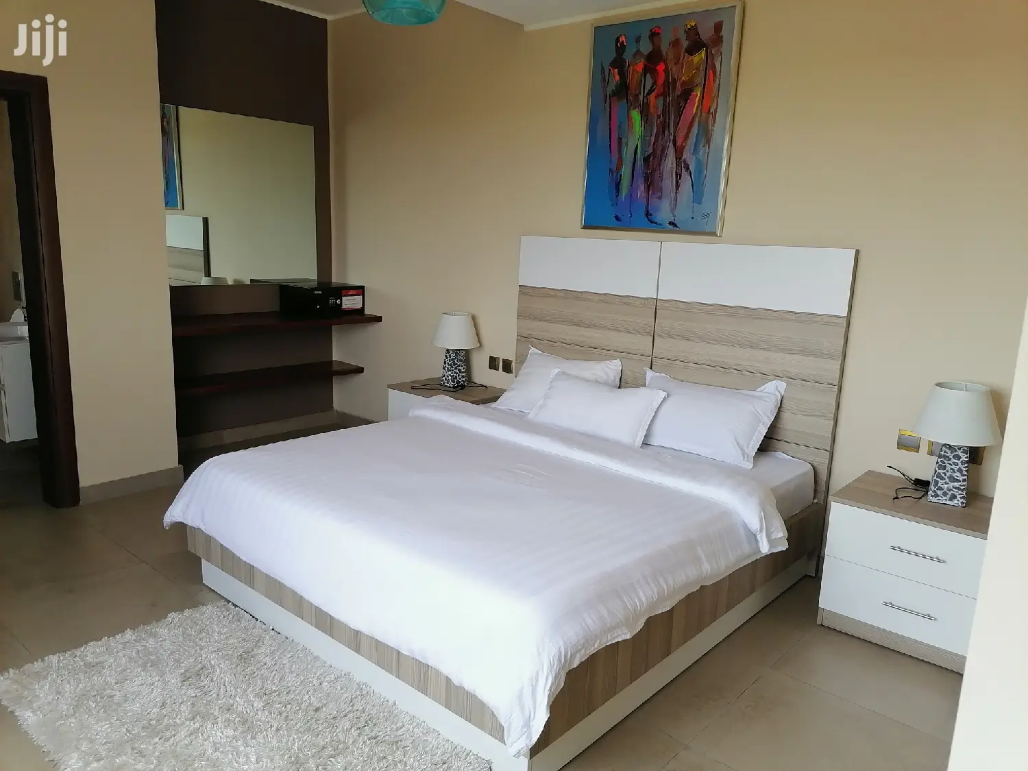 Furnished 2bdrm Penthouse in Seekers Realty, Osu for rent