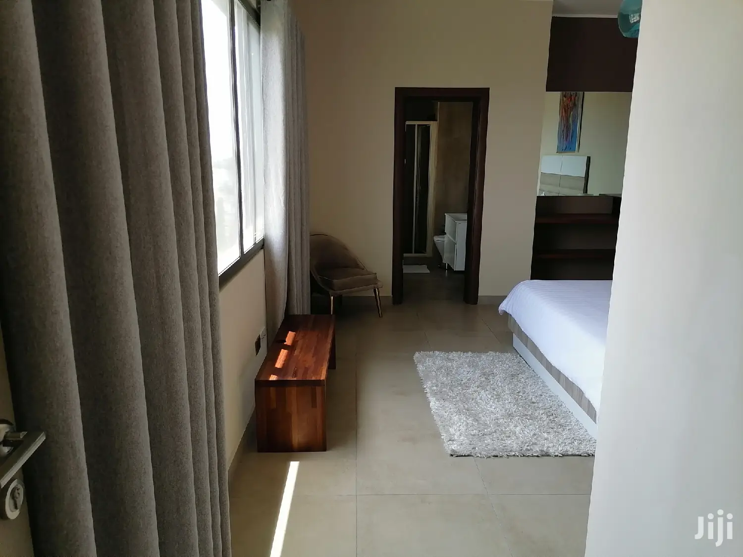 Furnished 2bdrm Penthouse in Seekers Realty, Osu for rent