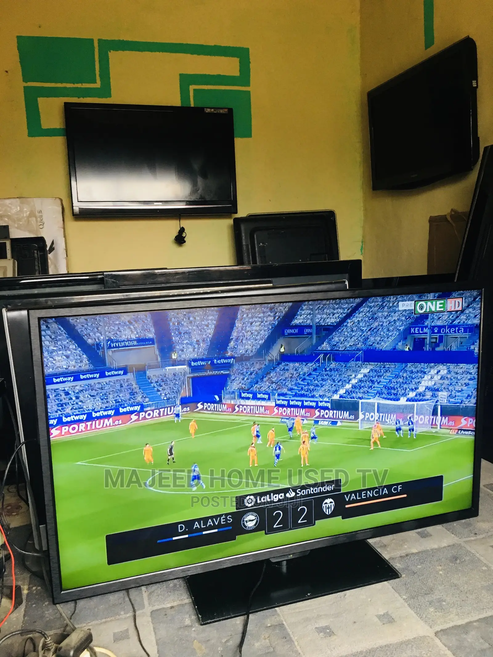 49inches JVC Slim LES Digital Tv
