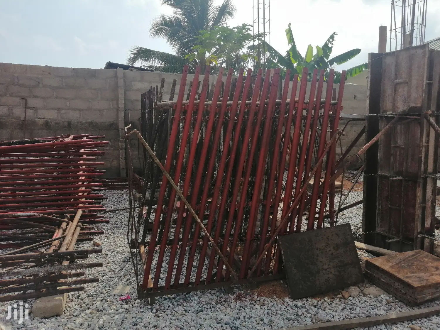 Scaffolds/Scaff/Hirring/Rental/Sale/Paint/Plasters/