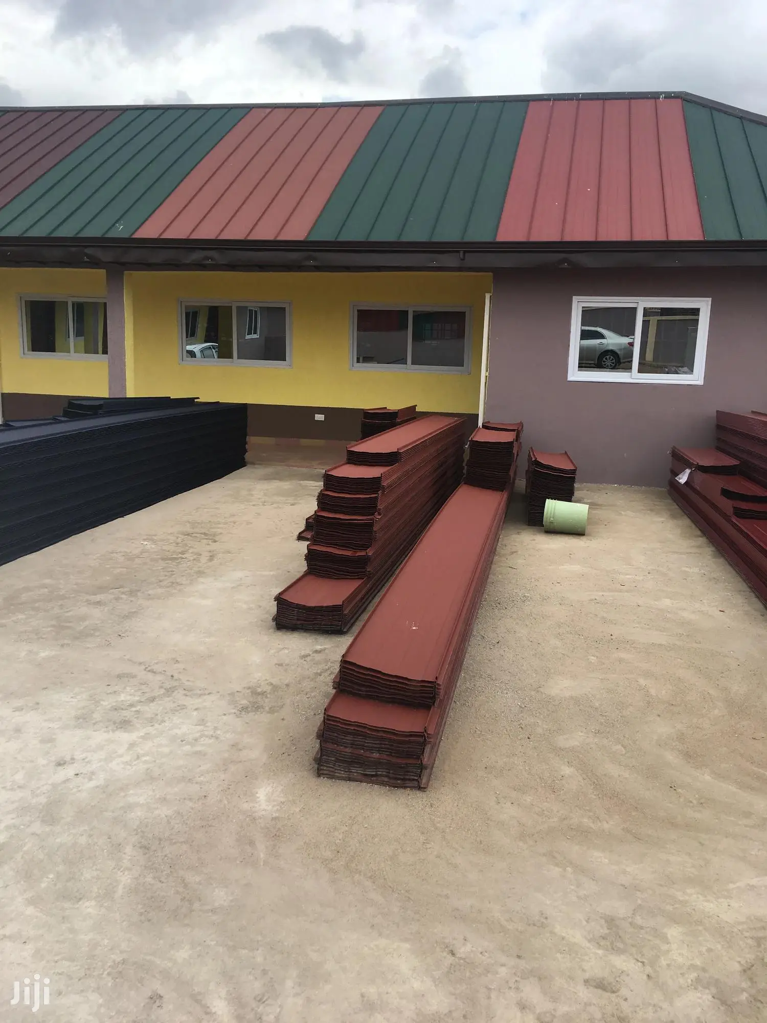 Long Span ,Short Span and Aluzinc Roofing Sheets
