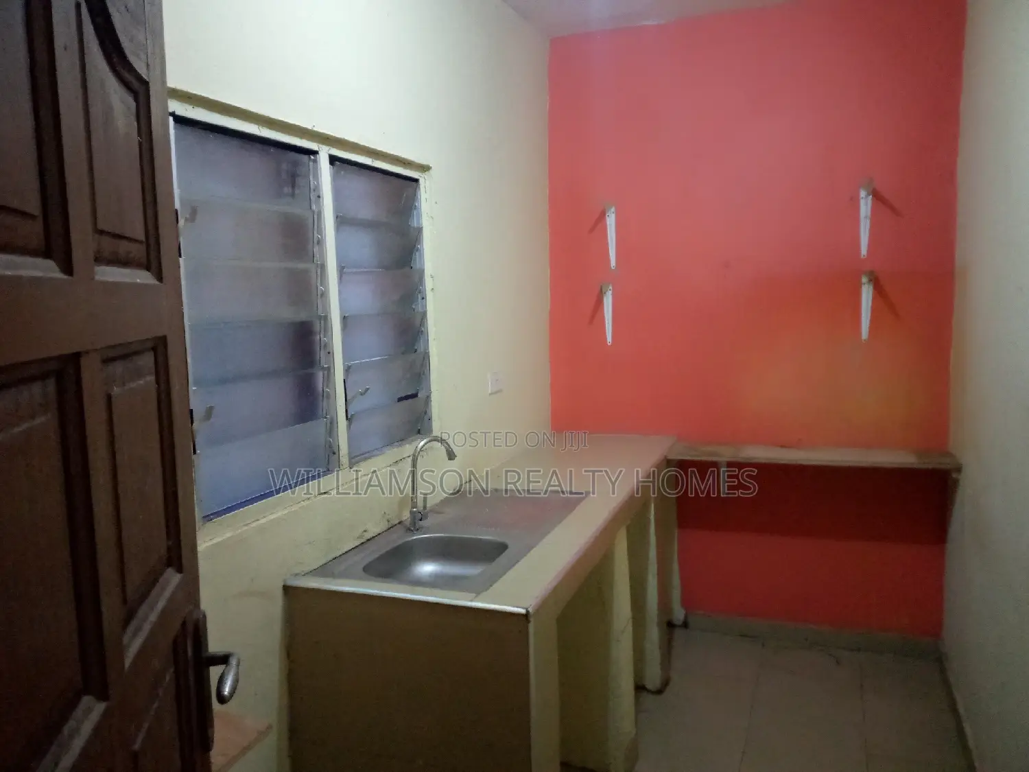 1bdrm Apartment in Hfc Estate Area, Spintex for rent