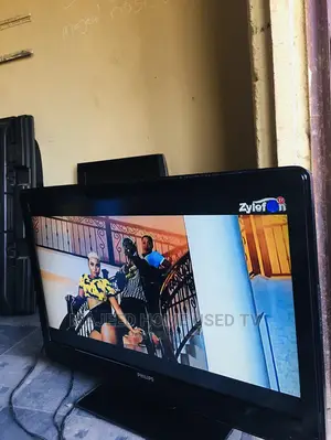 43inches Philips Slim LCD