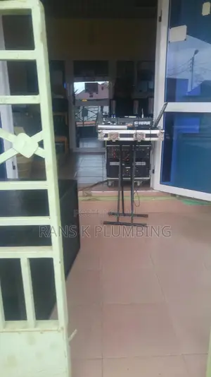 Professional DJ,Live Band And Sound Engineer