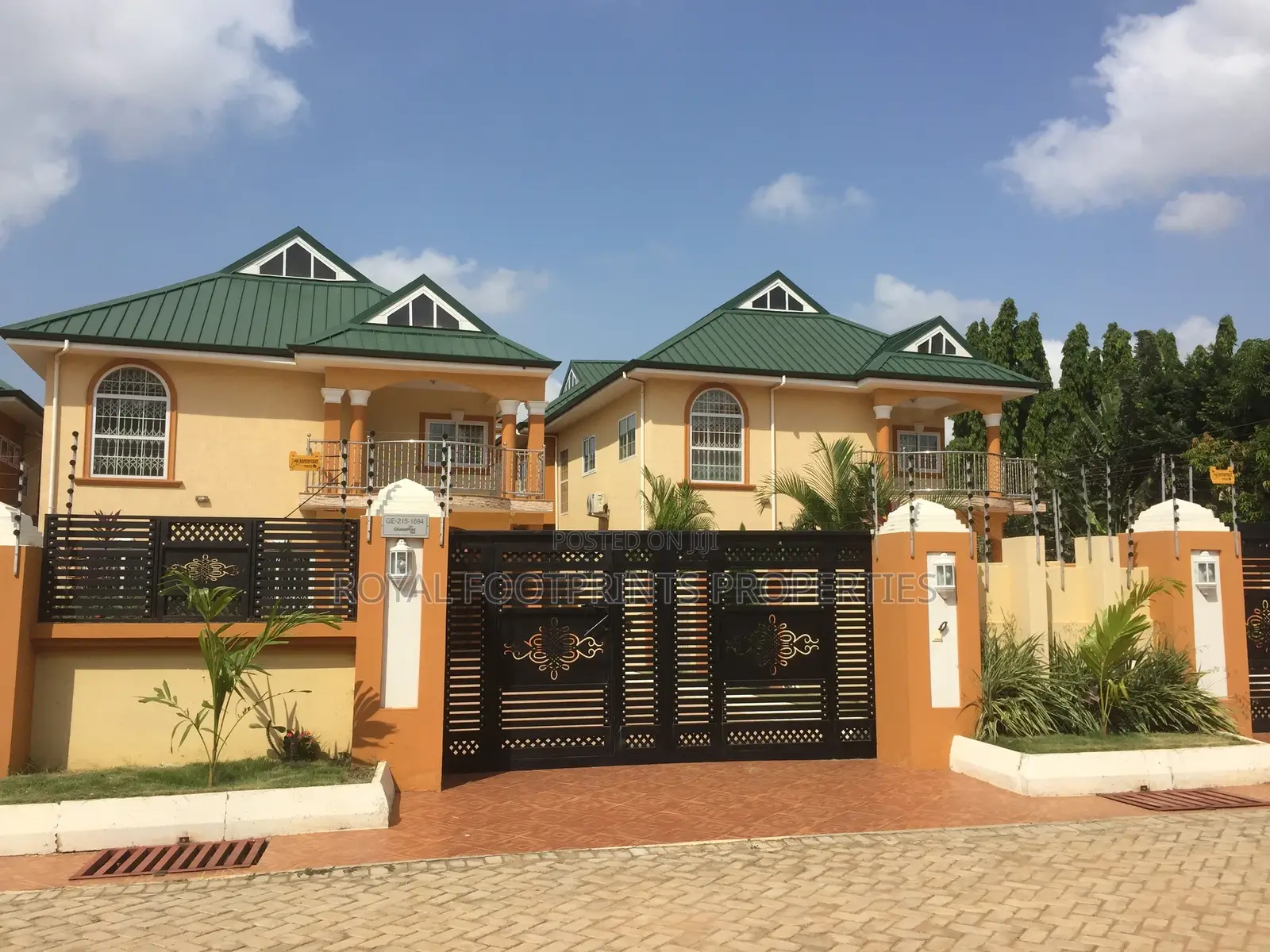 5bdrm House in Agbogba for sale