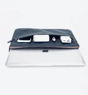 Promate Portfolio Lightweight Sleeve Water Protective Fabric