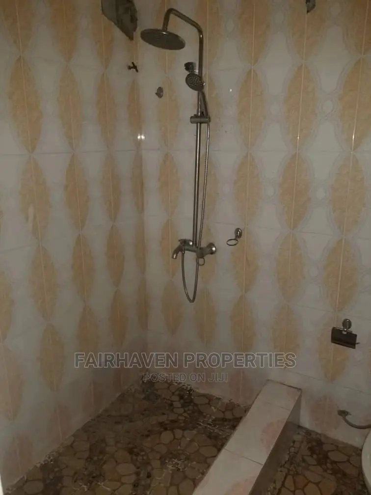 Furnished 1bdrm Block of Flats in Osu for rent