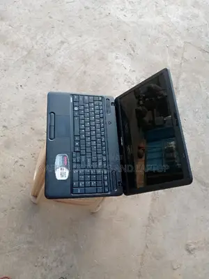 New Laptop Toshiba Satellite C650 4GB Intel Core I3 HDD 320GB