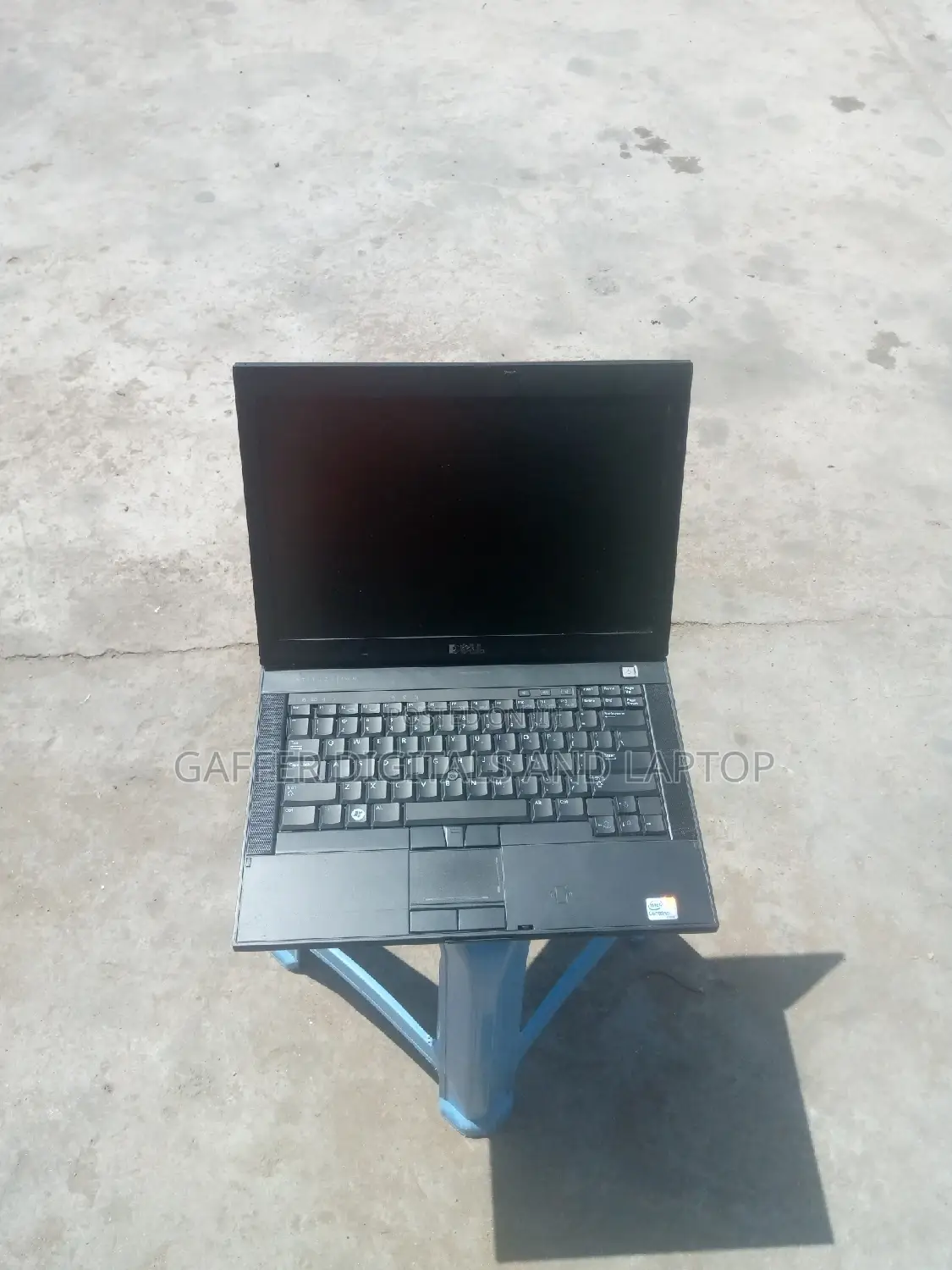 Laptop Dell Latitude E6420 4GB Intel Core 2 Quad HDD 250GB