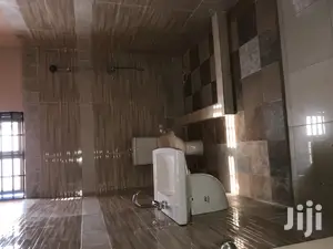 4 Bedrooms House For Rent