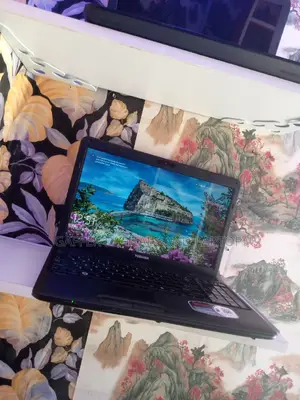 Laptop Toshiba A30 4GB Intel Core I3 HDD 350GB