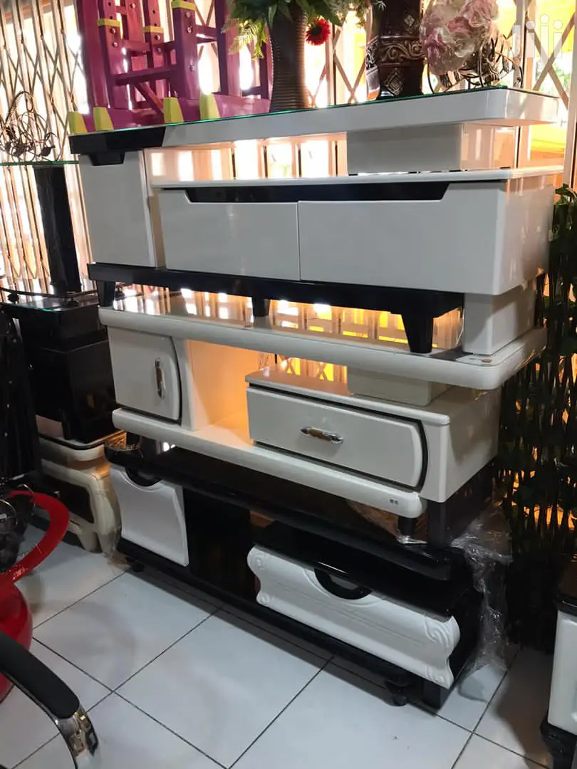 Quality TV Stand